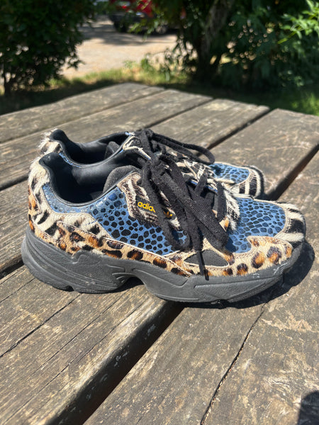 Leopard Adidas P36