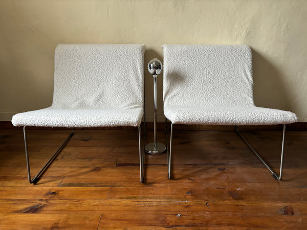 White Back Lounge