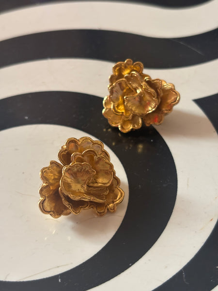 Golden Flowers