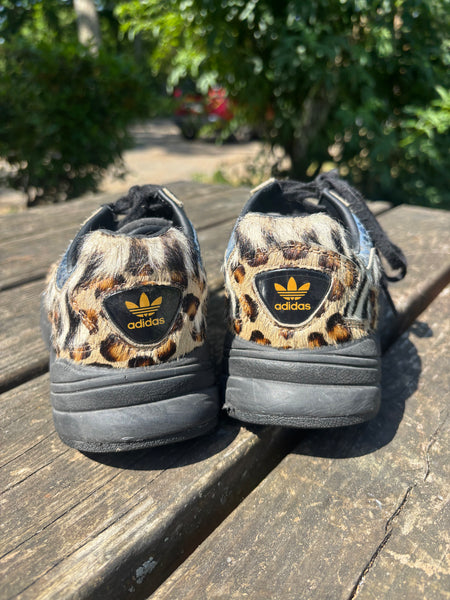 Leopard Adidas P36