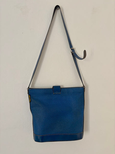 Blue Paquet