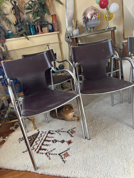 Dans le Bureau de Mme Müller