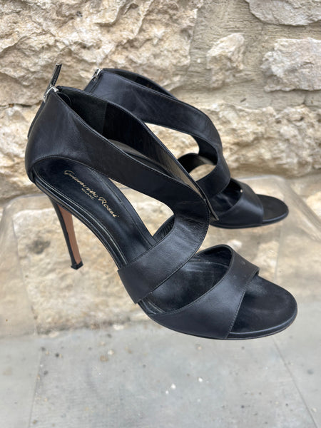 Gianvito Rossi Or Nothing P.39