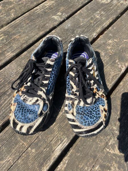 Leopard Adidas P36
