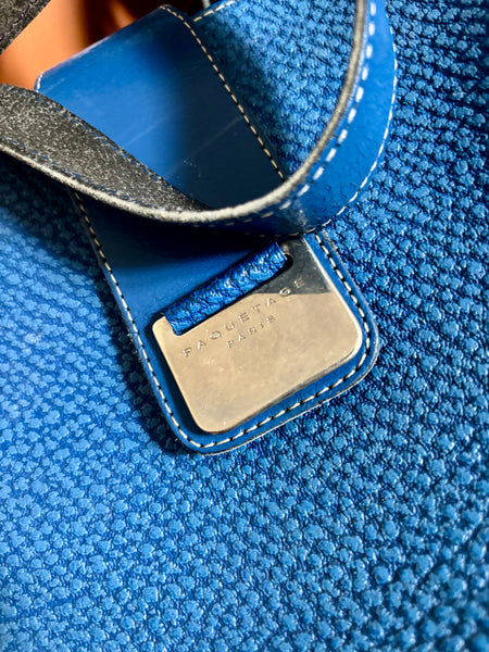 Blue Paquet
