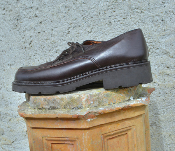 Brown Boat